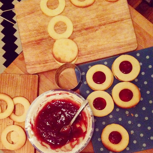 927382_746309252143789_1678140457_n